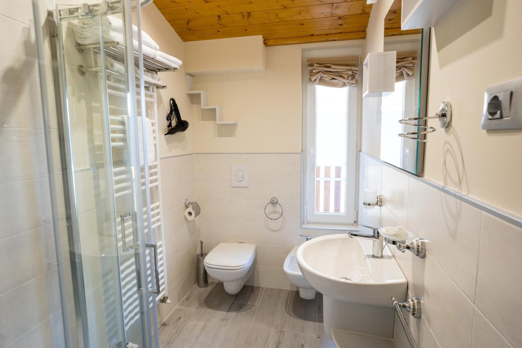 Residence Villa Eli Комо Екстериор снимка